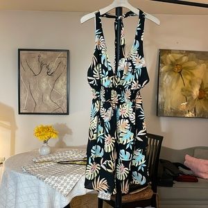 Madden NYC Floral Women’s Haltertop Dress. Size 2XL New Without Tags